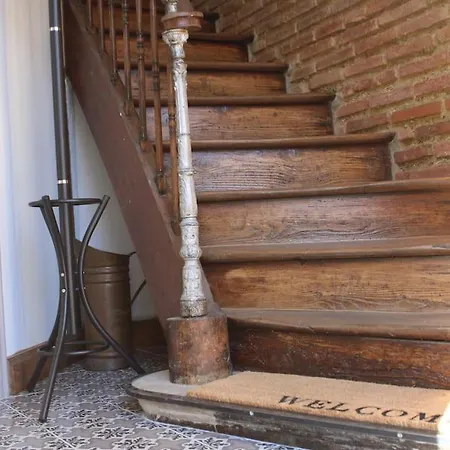 Authentique & Agreable Maison Apartment