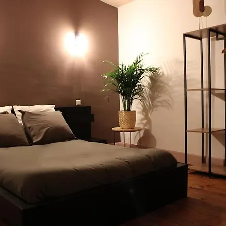 Authentique & Agreable Maison 오슈